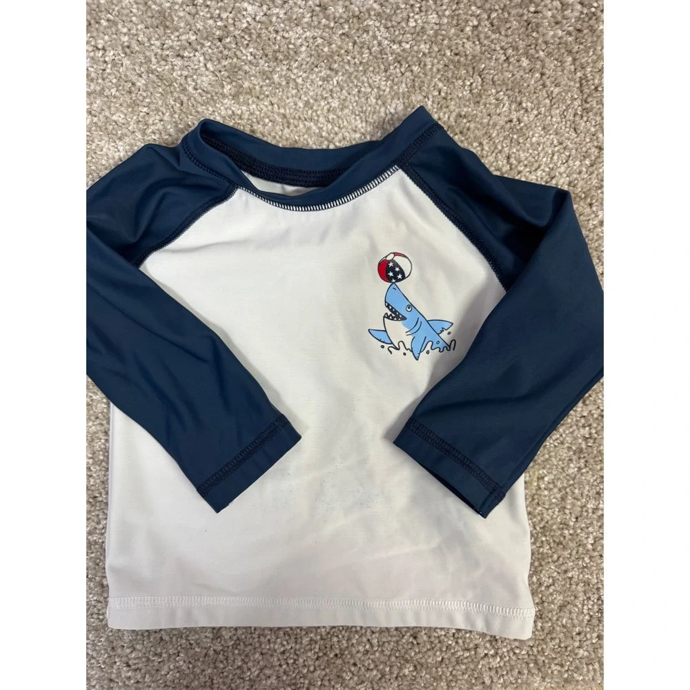 Old Navy Baby Boy Shark American Flag Rash Guard and Swim Trunks Set 6-12M